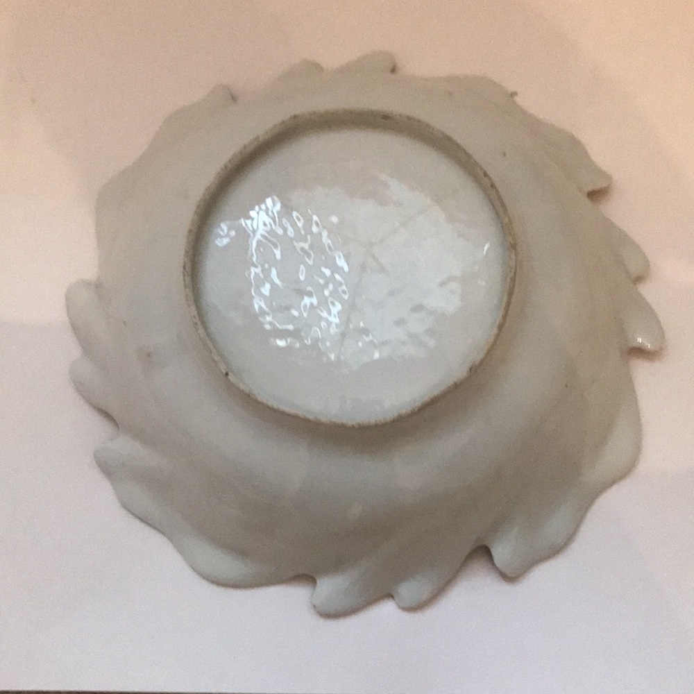 Bowl - Picture 2 of 3